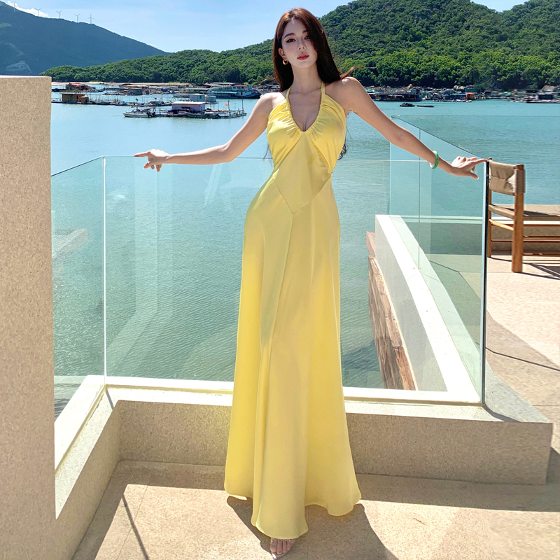 French Style Yellow Acetate Halter Neck Dress Slimming Backless Long Gown Birthday Dress