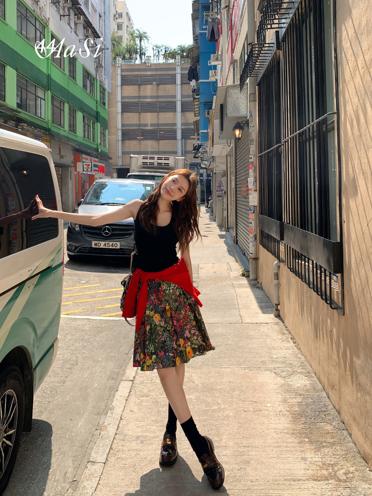 Oil Painting Floral Pleated Vintage Short Skirt Korean Style Spring Summer - Image 3